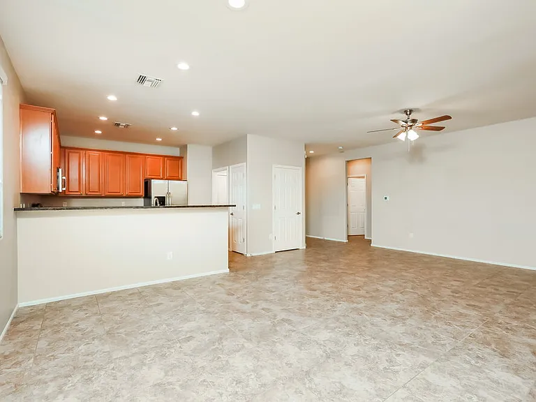 7422 S Salt Water Dr — Photo 5
