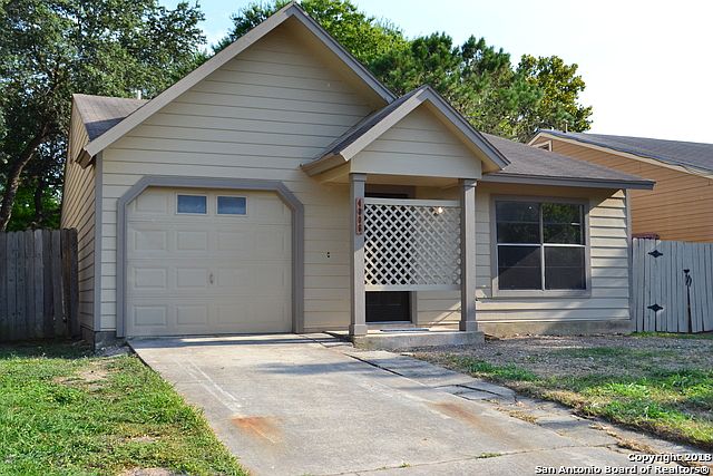 1st image of 4806 Aspenwood Dr