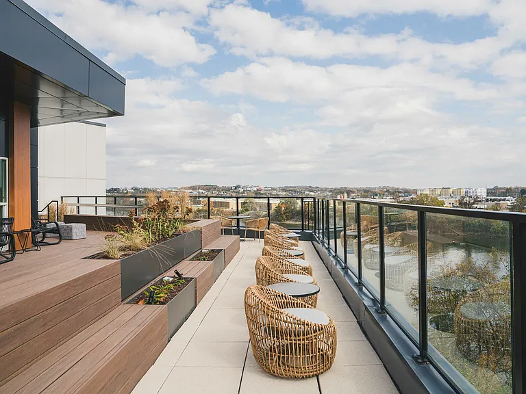 Sit back on our large outdoor rooftop deck, offering breathtaking views of Nashville's skyline.