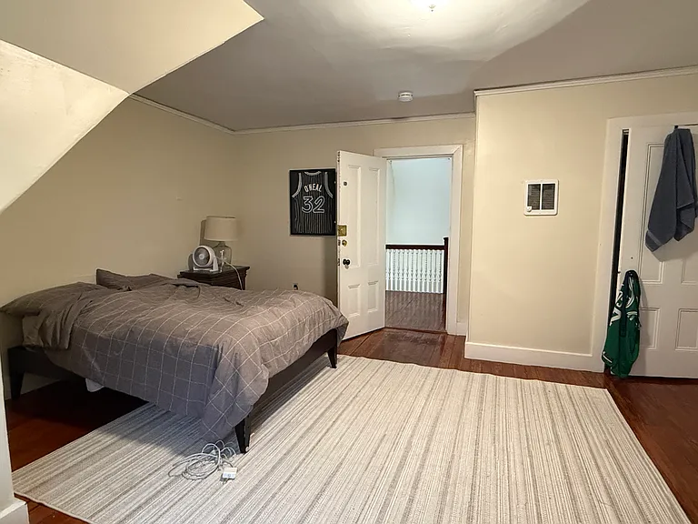 12 Braemore Rd #2 — Photo 3