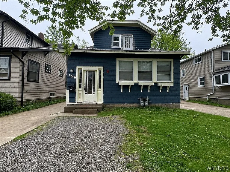 154 W Winspear Ave #S — Photo 1