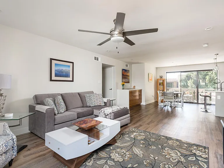 4950 N Miller Rd #230 — Photo 7