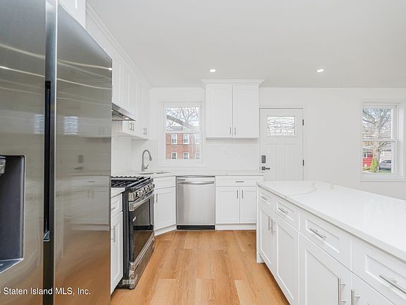 5th image of 82 Kemball Ave