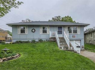 703 3rd St, Belton, MO 64012