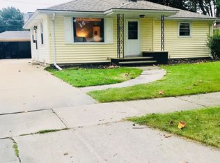 907 E Frances St, Appleton, WI 54911