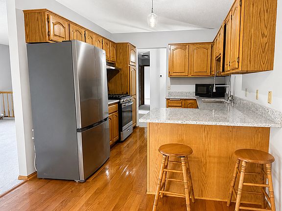 4th image of 11766 88th Ave N
