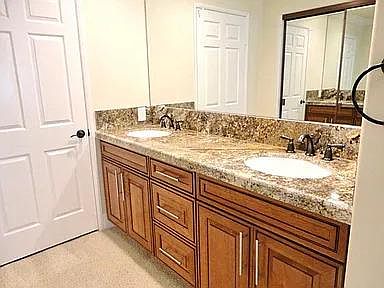 2nd image of 4043 Chambers Rd #1