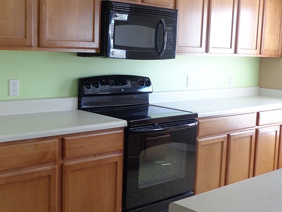 Kitchen w/Wood Cabinets
