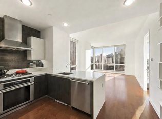 247 W 46th St APT 3703, New York, NY 10036