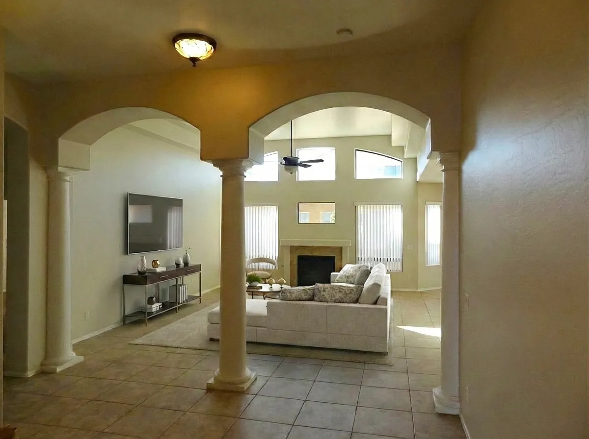 3 bed, 2023 sqft, $2,350 — Photo 3