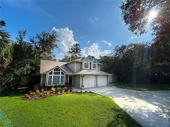 4th image of 632 Coral Way