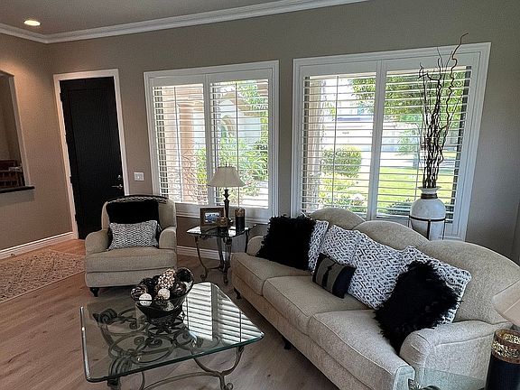 5th image of 1670 W Bartlett Way