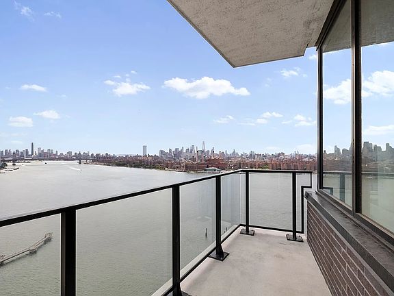 5th image of 21 India St #31H