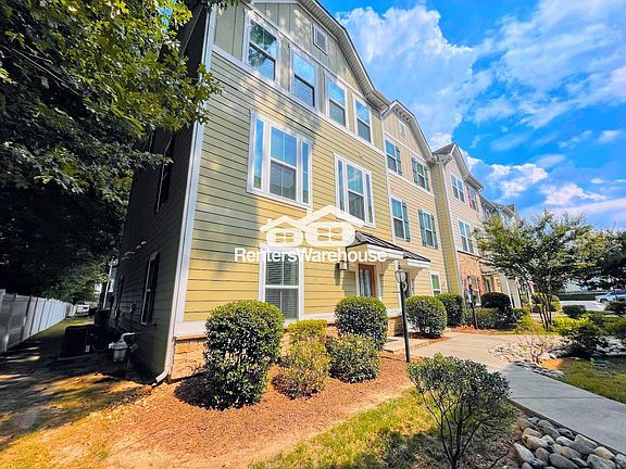 2nd image of 521 Charles Porteus Ln