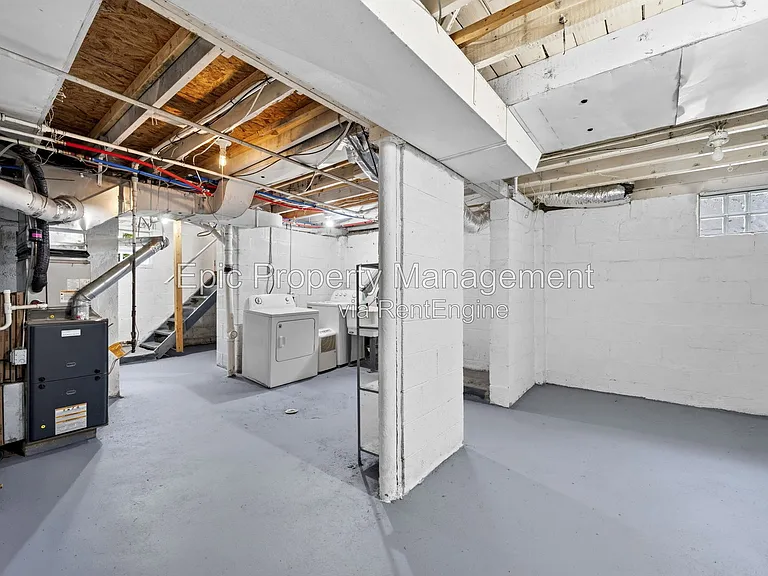 224 Stratford Rd #224 — Photo 12