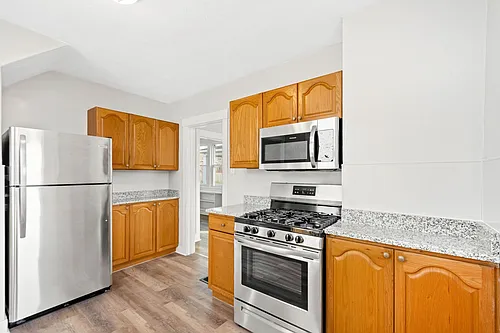 1627 Merchant St Photo 1