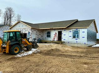 1408 Umber Dr, Traverse City, MI 49696