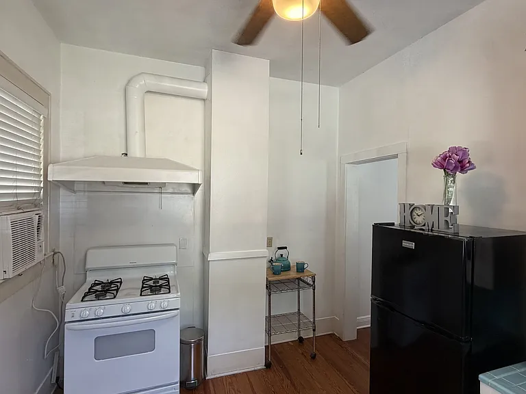 1520 Enfield Rd #A — Photo 13