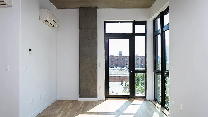 Rented by Nooklyn NYC LLC | media 44