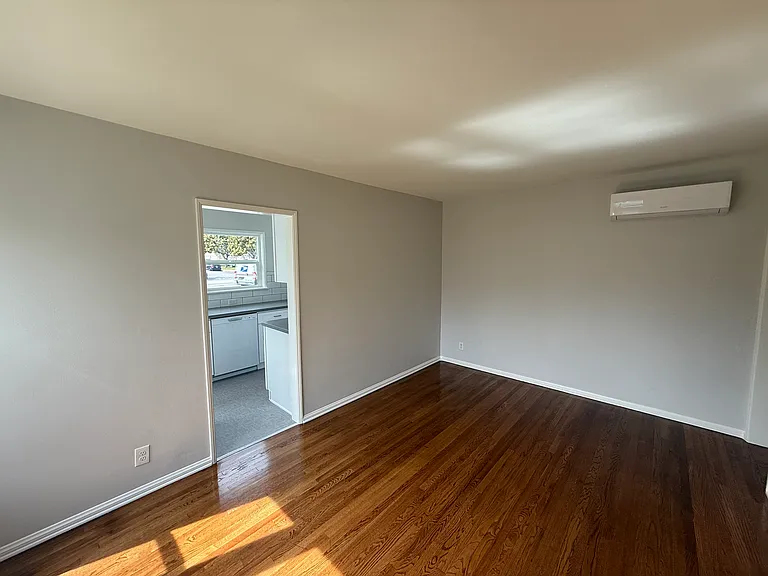 1200 W Alameda Ave #1200 — Photo 3