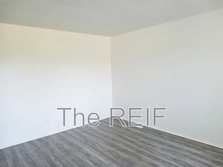 3133 Glenwood Ave — Photo 3