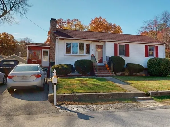 32 Hillcrest Rd, Burlington, MA 01803