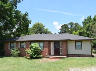 902 W Point Pkwy, Opelika, AL 36801