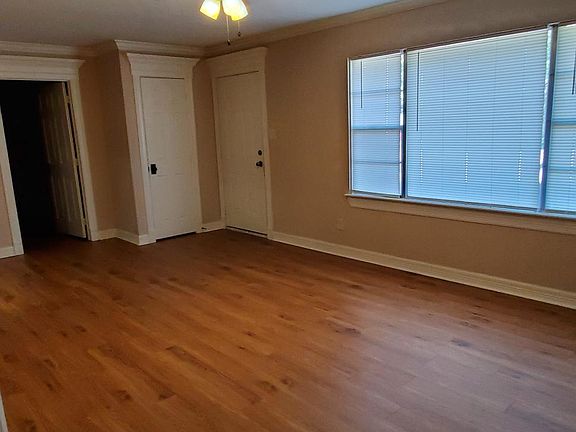 Vinyl Plank flooring