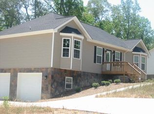 3049 Saratoga Dr, Dalton, GA 30721
