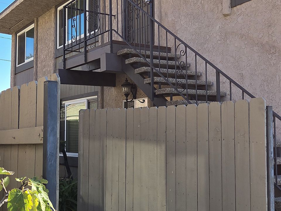 1st image of 5315 N Barranca Ave