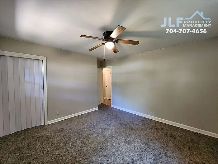 502 S Emerson St — Photo 12