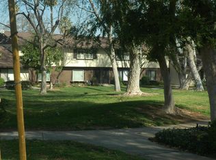 8887 Amigos Pl, Riverside, CA 92504