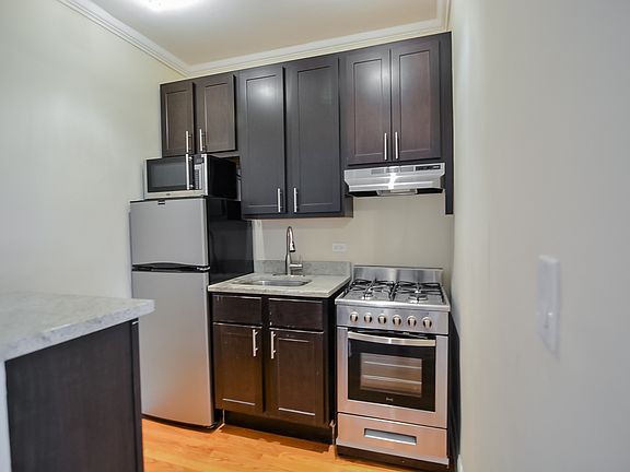 2nd image of 4614 N Paulina St APT 404