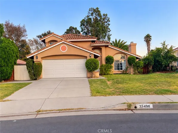 32490 Beechwood Ln, Lake Elsinore, CA 92530