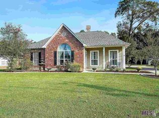 10805 Ray Dr, Denham Springs, LA 70706
