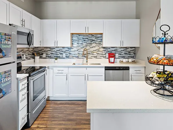 Parallax @ Georgetown Apartments