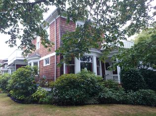 1224 3rd Ave W, Seattle, WA 98119