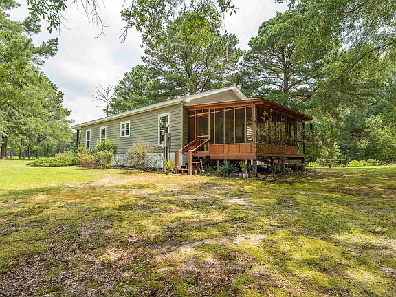 3rd image of 26081 Summerfield Hwy