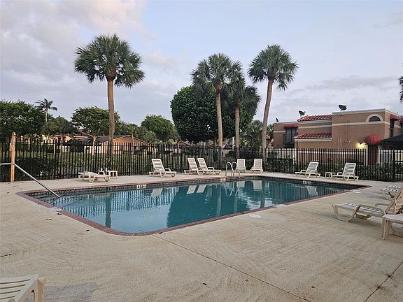 4th image of 6152 Seven Springs Boulevard #6152
