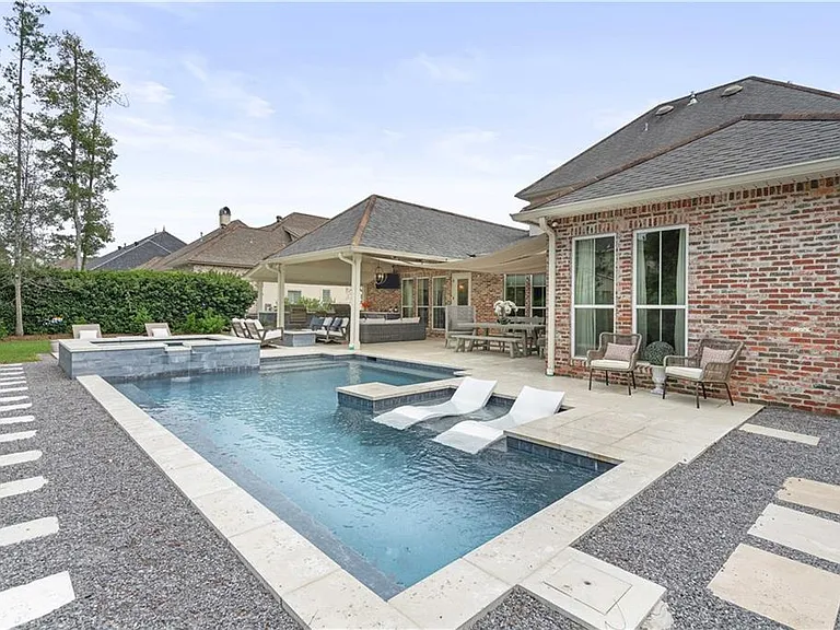 618 Millikens Bnd — Photo 30