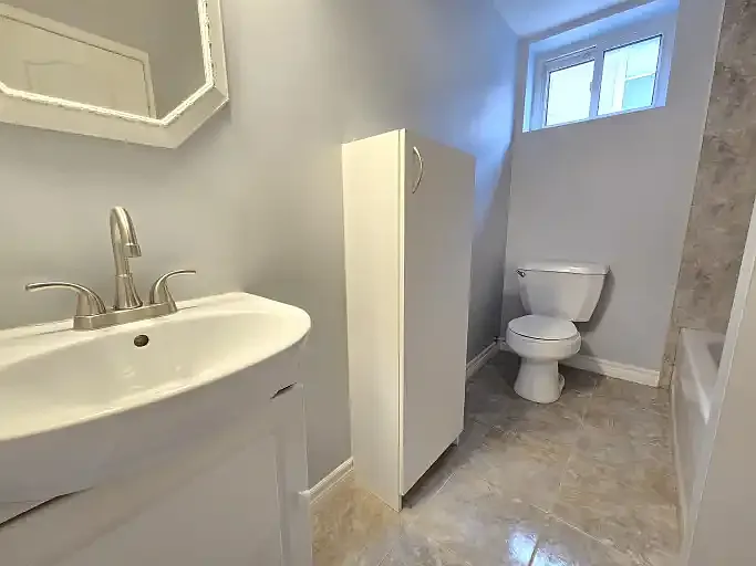 585 Montcalm Ave #2 — Photo 7
