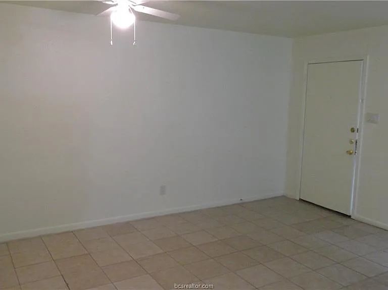 510 Avondale Ave #7 — Photo 4