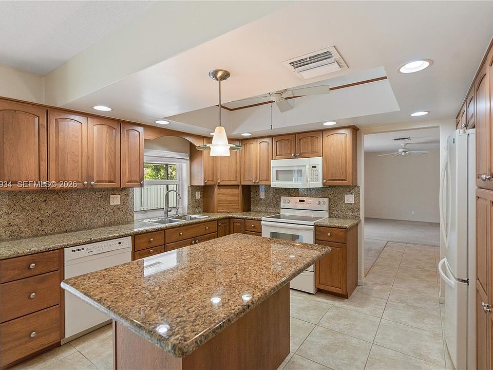 19900 SW 87th Ct, Cutler Bay, FL 33157 | Zillow