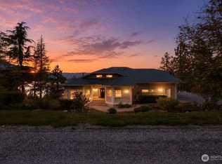 7420 Navarre Dr, Chelan, WA 98816