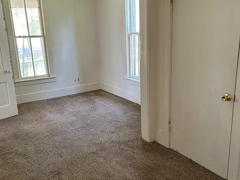 336 N Ninnescah St — Photo 7