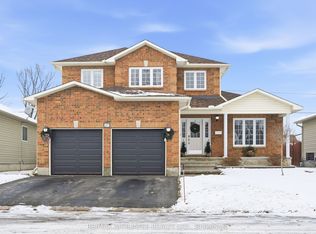 27 Comba Dr, Carleton Place, ON K7C 4V2