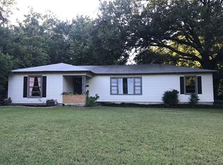 205 Grace Ln, Terrell, TX 75160