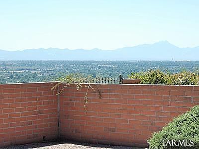 3rd image of 4170 N Camino Ferreo