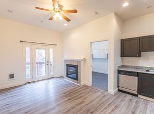Broadway Flats, Portland, OR 97232