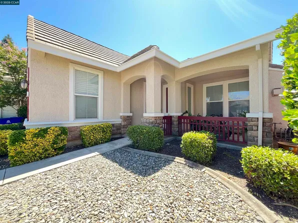 1870 Zurlo Way, Sacramento, CA 95835